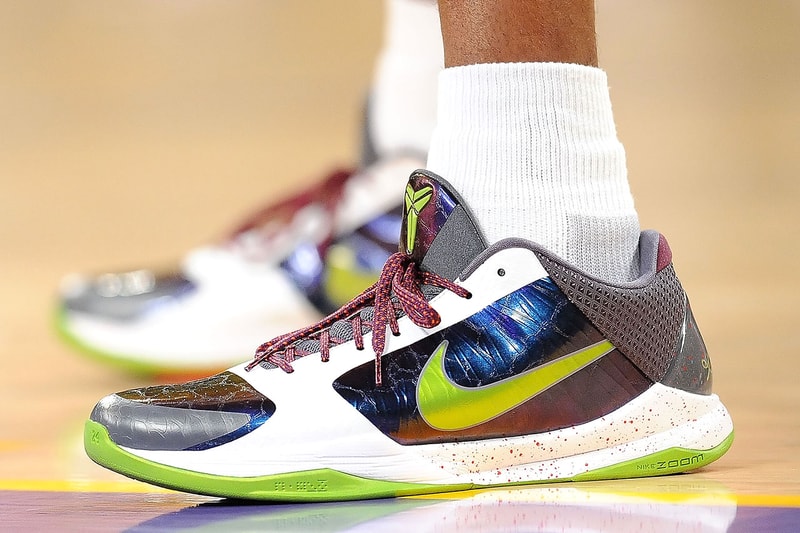 ナイキ コービー ブライアント 現役 NBA 選手が生産終了となった Nike Kobe モデルの買い溜めに奔走 