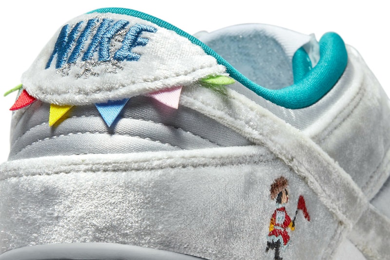 ナイキが中国の“雪と氷の祭典”に着想した新作モデルを発売 First Look at the Nike Dunk Low "Ice" Holiday Season Harbin international sculpture festival silver satin white velvet turqoise pennon banners children sled SNKRS release info