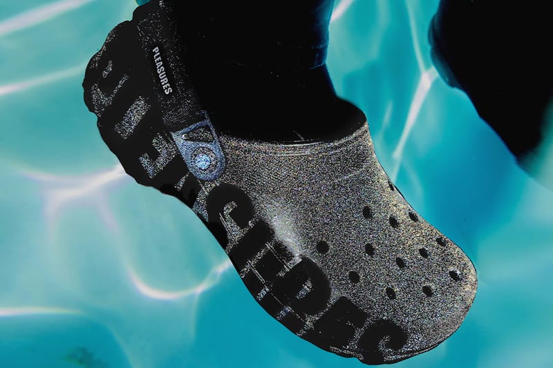 PLEASURES x Crocs がコラボモデル第4弾を発表