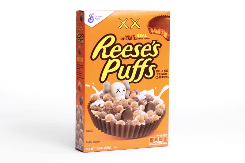 アメリカの国民的シリアル リージーズ・パフズ x カウズ によるコラボボックスが発売 Reeses Puff's Officially Teams up With KAWS to Launch Two Cereal Boxes and AR Game Reese's Puff x KAWS Cereal Launch Release Info general mills cereal kaws companion kawspuffs