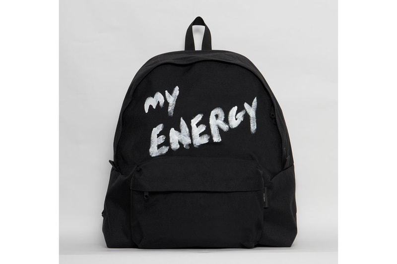 コムデギャルソンからアルテックのコラボが登場 COMME des GARÇONS からインテリアブランド Artek とのコラボを中心としたホリデーコレクションが登場