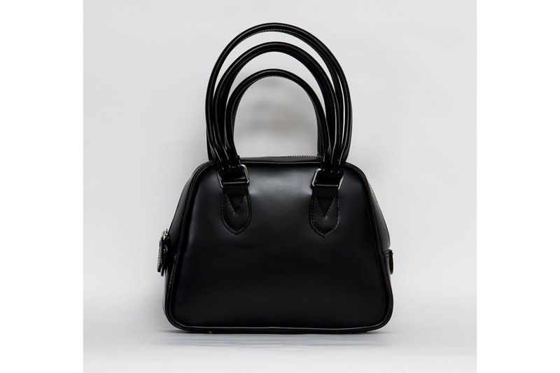 コムデギャルソンからアルテックのコラボが登場 COMME des GARÇONS からインテリアブランド Artek とのコラボを中心としたホリデーコレクションが登場
