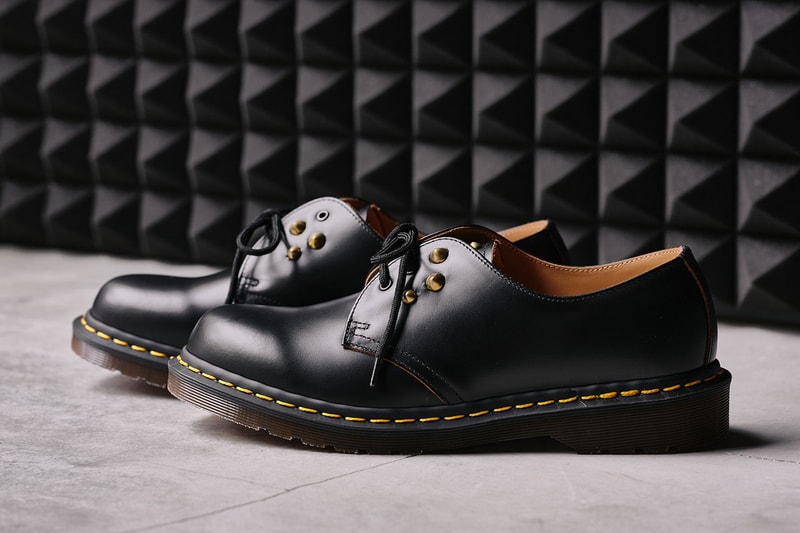 ドクターマーチンからウルフズ ヘッドによるカスタムが施されたスペシャルモデルが登場 DR. MARTENS MADE IN ENGLAND CUSTOMIZED by WOLFʼS HEAD release info 1460 8 hole boots 1461 3 hole shoes 