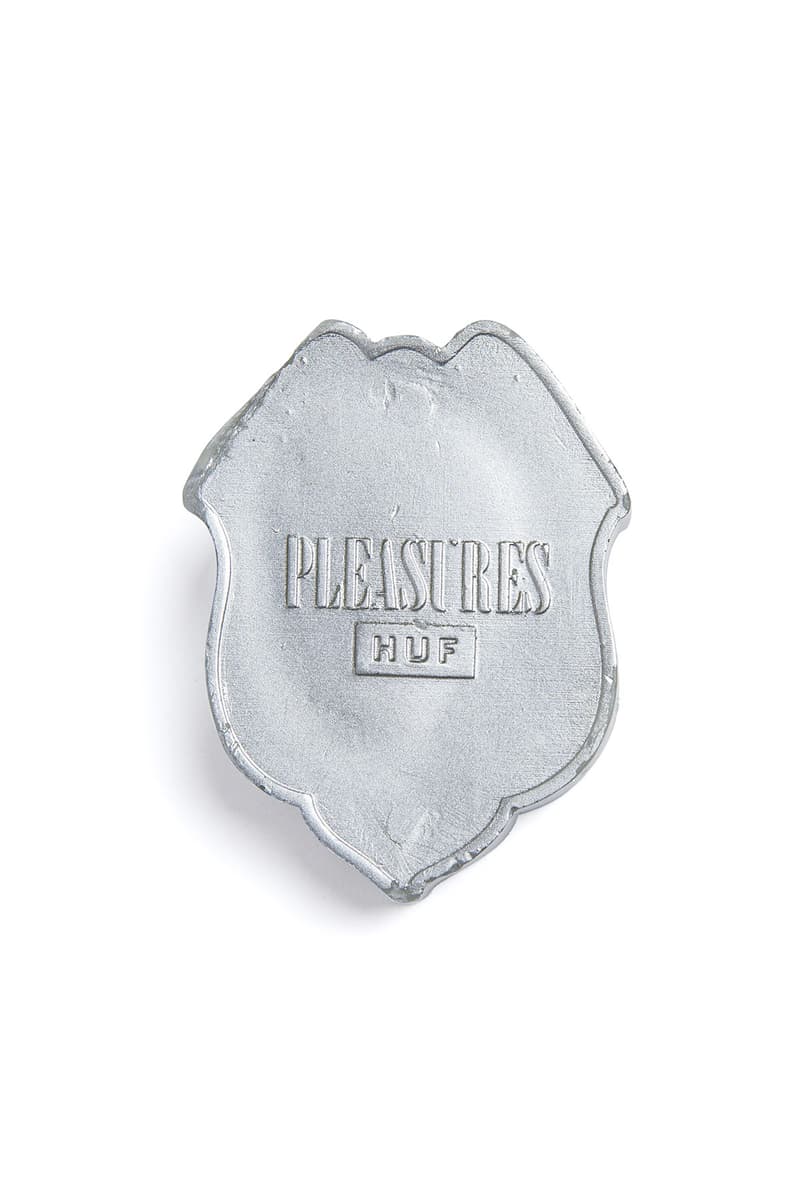 ハフ x プレジャーズによる90年代〜00年代初頭をテーマにしたコラボコレクションが発売 HUF x Pleasures Latest Collaboration Is a Nod to the '90s huf pleasures nostalgic collaboration release info streetwear skatewear '90s 2000s era jacquarde oversized silhouettes lookbook