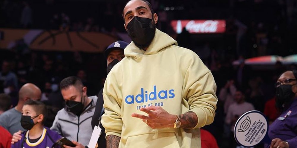 ジェリー・ロレンゾが adidas x Fear of God のコラボアイテムを着用 
