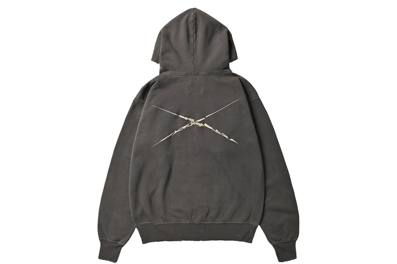 NEXUSVII. から ©SAINT Mxxxxxx とチームアップしたアイテム2型が発売