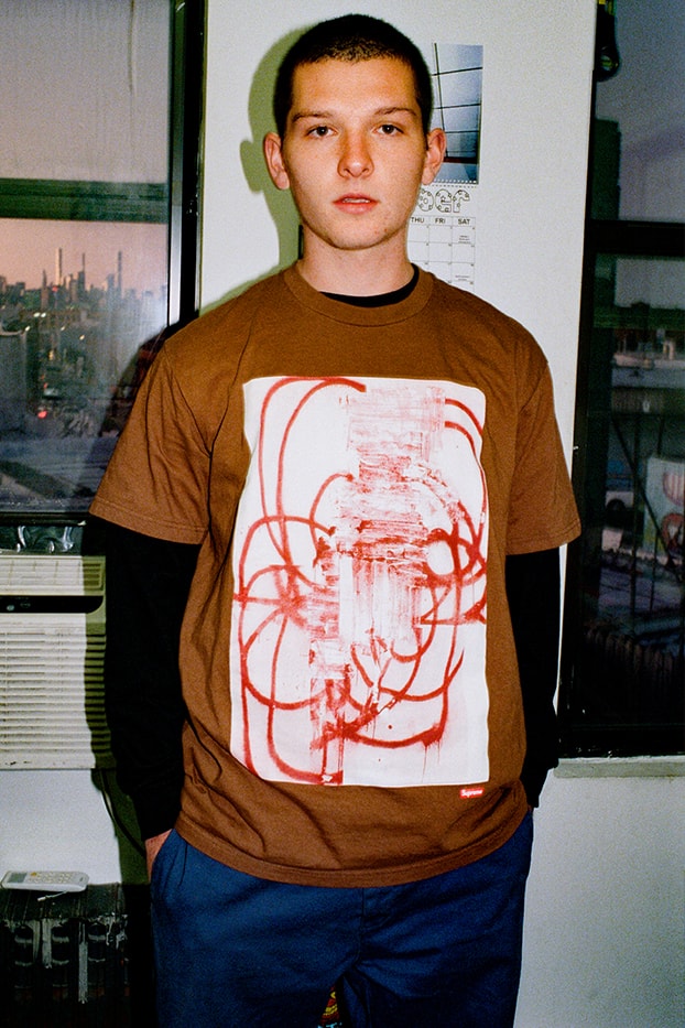 シュプリーム Supreme から2021年冬シーズンのTシャツコレクションが登場 