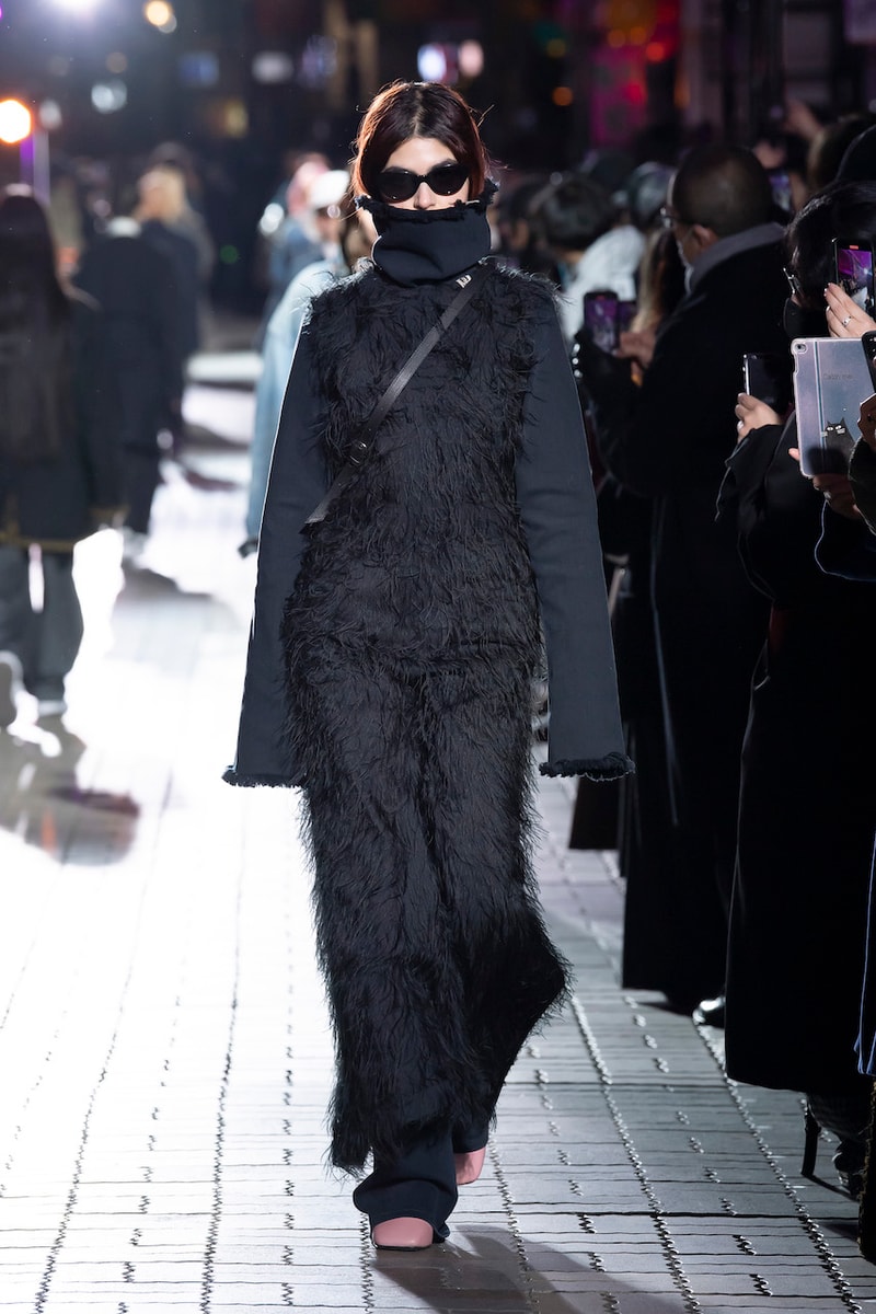 ミハラヤスヒロ Maison MIHARA YASUHIRO 2022年秋冬コレクション