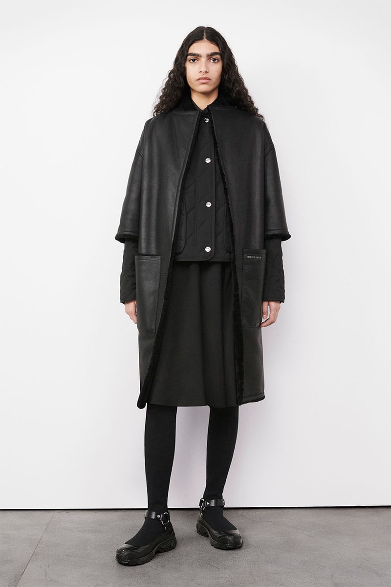 バーバリーが2022年秋冬プレコレクションを発表 burberry fall winter 2022 pre collection lookbooks info