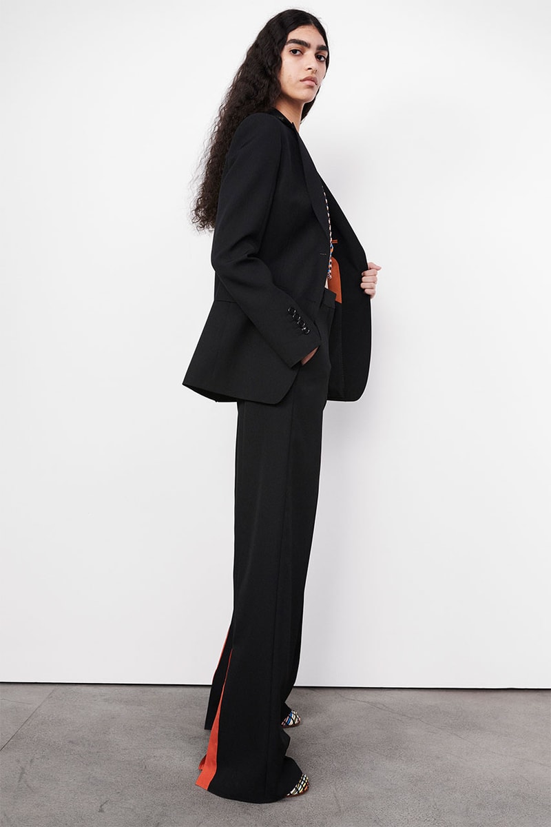 バーバリーが2022年秋冬プレコレクションを発表 burberry fall winter 2022 pre collection lookbooks info