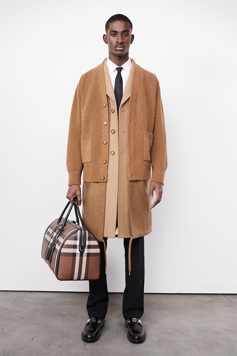 バーバリーが2022年秋冬プレコレクションを発表 burberry fall winter 2022 pre collection lookbooks info