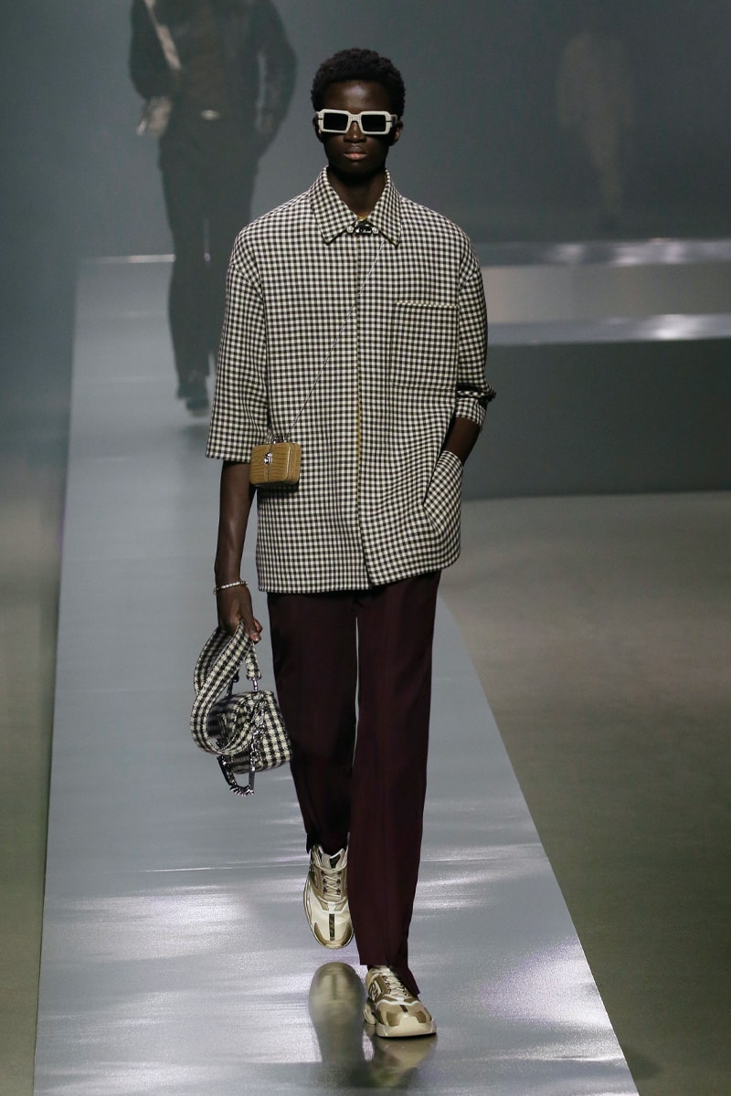 フェンディ 2022年秋冬メンズコレクション Fendi Redefines the Roaring Twenties in FW22 Collection fall/winter 2022 mens milano milan fashion week mfw silvia venturini fendi