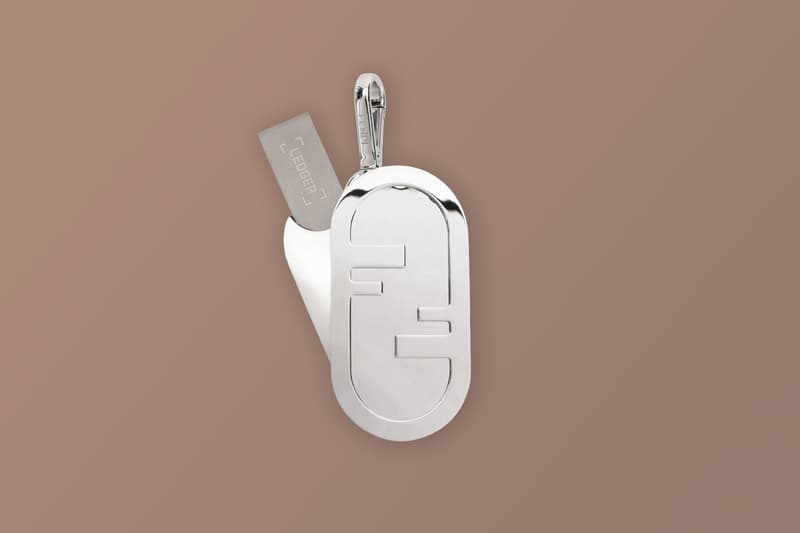 フェンディがBluetooth対応の仮想通貨ハードウェアウォレットを発表 Fendi and Ledger Team Up for Luxury Crypto Hardware Wallet Accessory