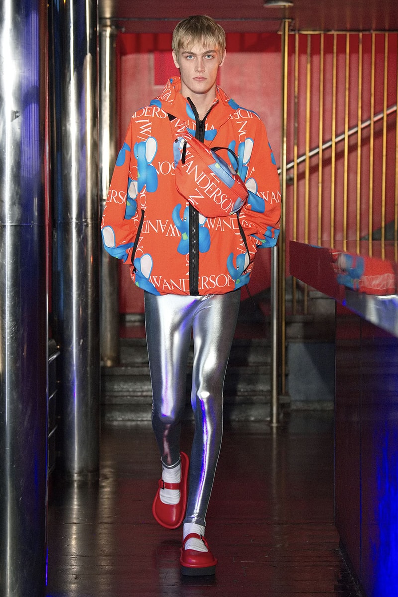 JW アンダーソン2022年秋冬メンズコレクション/プレフォールウィメンズコレクション JW Anderson Fall Winter 2022 Collection Runway Jonathan Pre-Fall Men's Women's