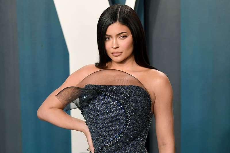 カイリージェンナーのインスタグラムフォロワー数が3億人を突破 kylie jenner instagram followers 300 million