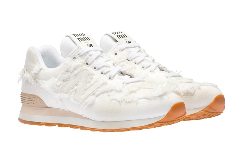 ミュウミュウxニューバランスによるコラボ 574 がついに発売 Miu Miu x New Balance 574 Spring/Summer 2022 Runway Miuccia Prada Release Information Pre-Order 