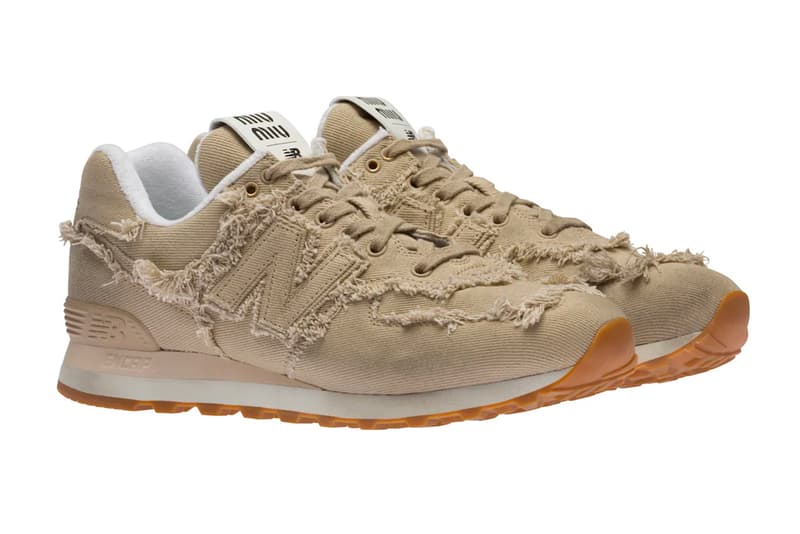 ミュウミュウxニューバランスによるコラボ 574 がついに発売 Miu Miu x New Balance 574 Spring/Summer 2022 Runway Miuccia Prada Release Information Pre-Order 