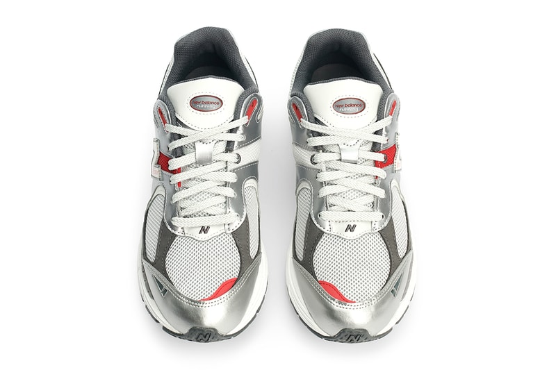 ニューバランスからレトロフューチャーに着想した2002Rが登場 New Balance 2002R "Metallic Silver/Red" Très Bien Release Information Drop Date Closer Look Shop Online