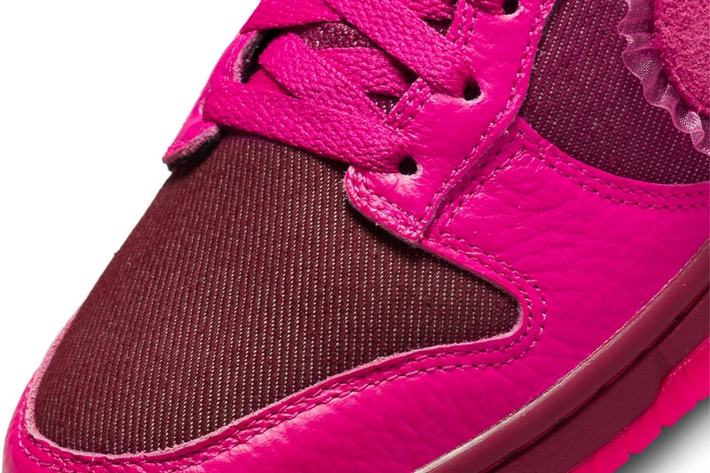 ナイキがスウッシュにフリルを装飾した新作ダンクローを発売 Nike Dunk Low Gets a "Valentine's Day" Treatment DQ9324-600 february team red pink prime love roses special edition