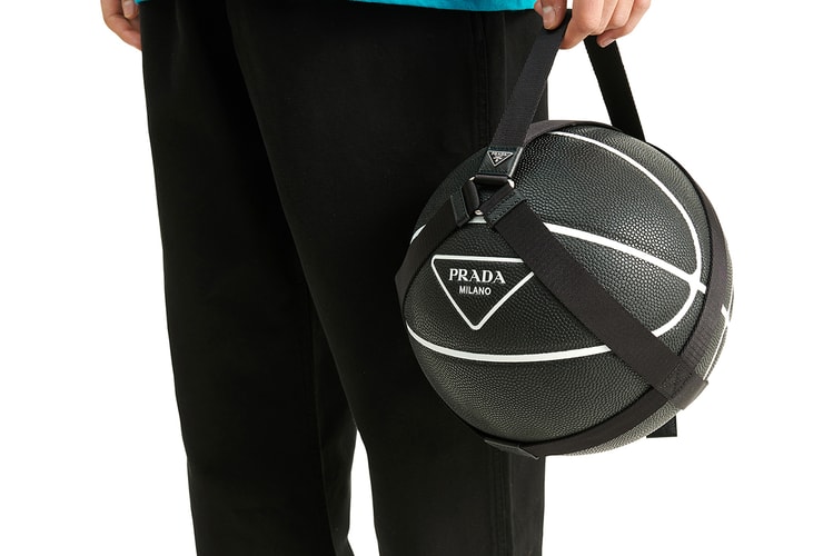 Prada から高級感溢れるラバー製バスケットボールが登場