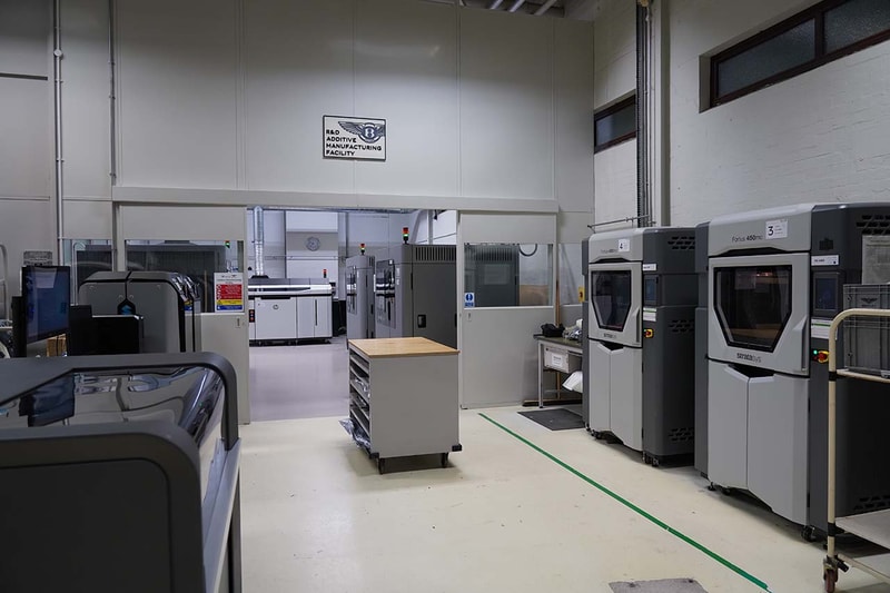 べントレーが3Dプリンターを用いたパーツの製造能力を大幅拡張 bentley invested 3m pond in 3d printer at headquarters factory