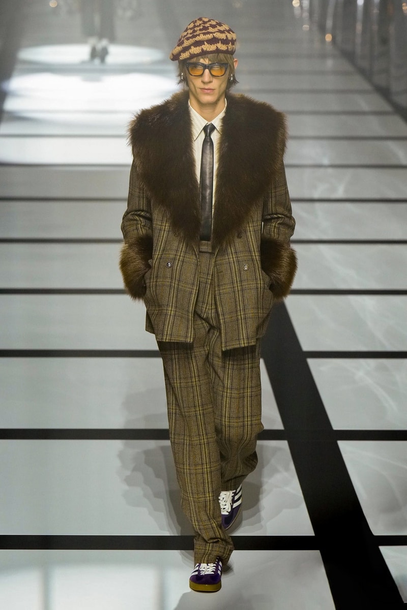 グッチ 2022年秋冬コレクション アディダス Gucci x adidas Unveils Fall 2022 Collection Blazers Jackets Pants Knitwear Latex Trefoil Three Strips Midi Dresses Leather Skirts Corduroy Chiffon Sportswear German Label Luxury Fashion Lookbook Plaid Monogram Pinstripe Patterns Peak Wide Lapel Hats Accessories Blue Yellow  