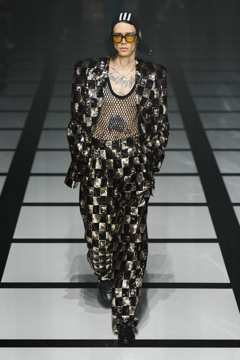 グッチ 2022年秋冬コレクション アディダス Gucci x adidas Unveils Fall 2022 Collection Blazers Jackets Pants Knitwear Latex Trefoil Three Strips Midi Dresses Leather Skirts Corduroy Chiffon Sportswear German Label Luxury Fashion Lookbook Plaid Monogram Pinstripe Patterns Peak Wide Lapel Hats Accessories Blue Yellow  