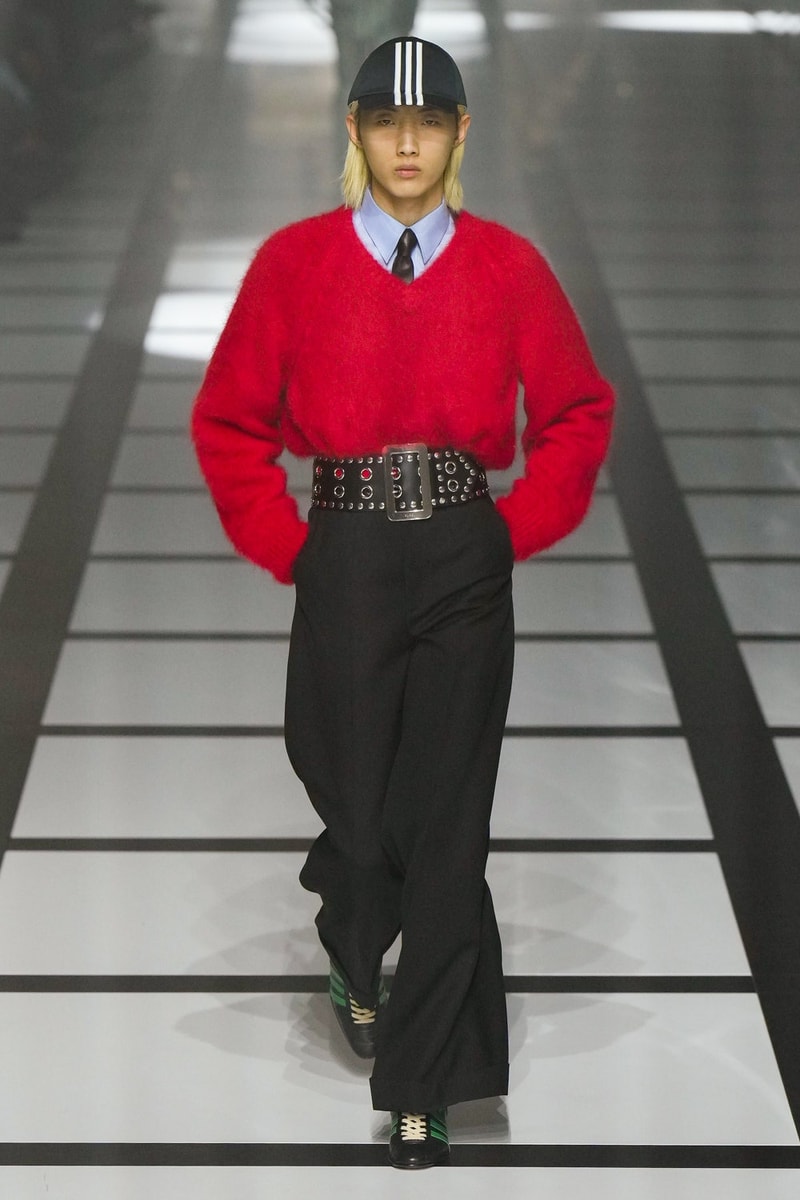 グッチ 2022年秋冬コレクション アディダス Gucci x adidas Unveils Fall 2022 Collection Blazers Jackets Pants Knitwear Latex Trefoil Three Strips Midi Dresses Leather Skirts Corduroy Chiffon Sportswear German Label Luxury Fashion Lookbook Plaid Monogram Pinstripe Patterns Peak Wide Lapel Hats Accessories Blue Yellow  