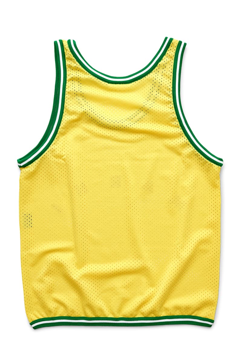 マルニがバスケユニフォームを再現したユニークなショッピングバッグを発売 Marni Basket Tank Top Shopping Bag Tote Yellow Red Green Spring Summer 2022 Francesco Risso Très Bien