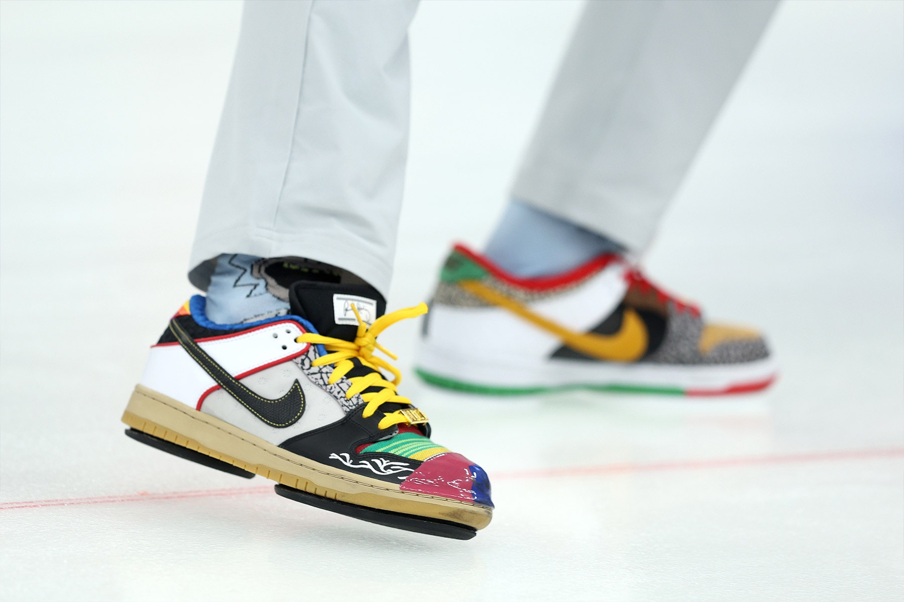 カーリングのマット・ハミルトンがナイキSBダンクを試合で着用 Matthew Hamilton 2022 Beijing Winter Olympics What The Paul Custom Curling Sneakers Paul Rodriguez cz2239-600 skateboarding