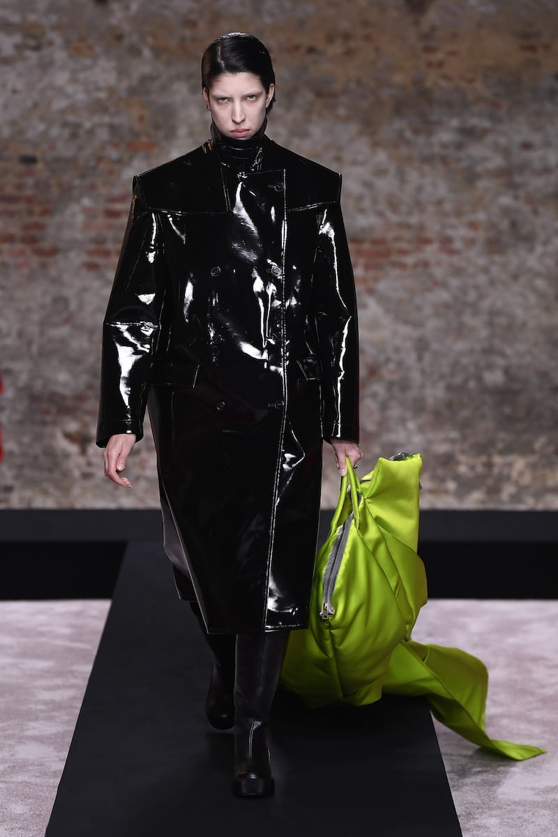 ラフシモンズ Raf Simons 2022年秋冬コレクション