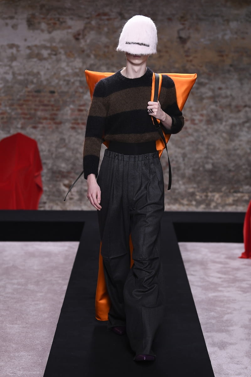 ラフシモンズ Raf Simons 2022年秋冬コレクション