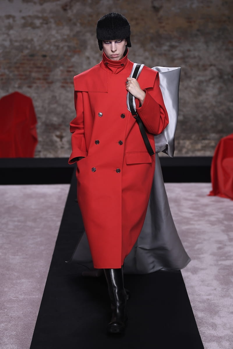 ラフシモンズ Raf Simons 2022年秋冬コレクション