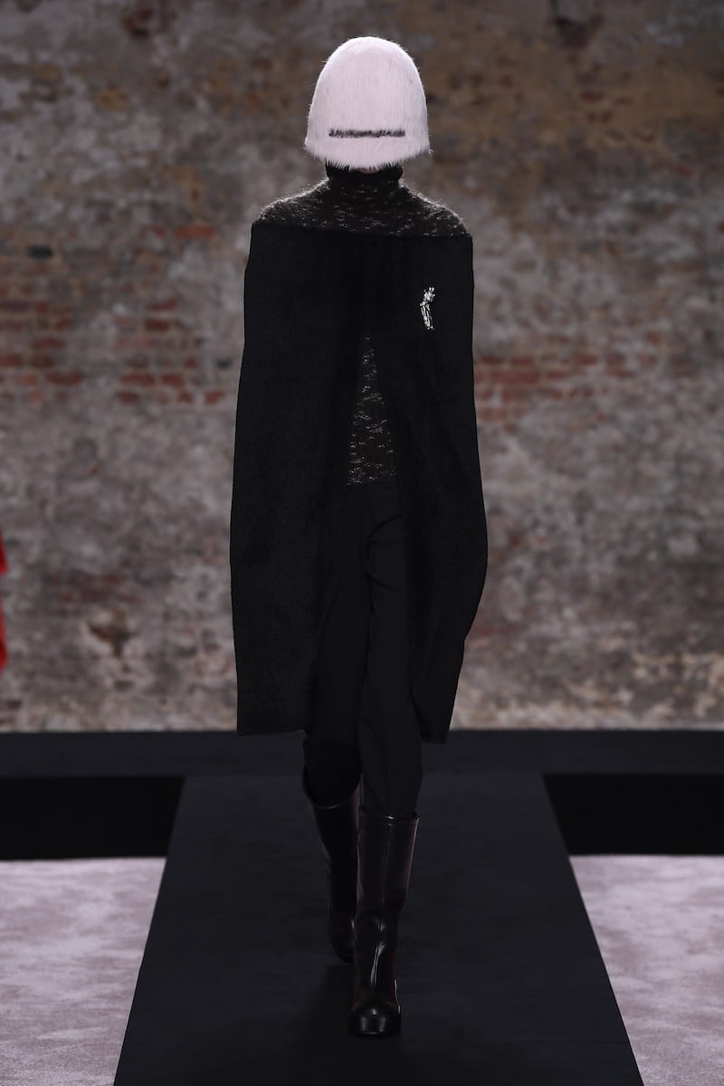 ラフシモンズ Raf Simons 2022年秋冬コレクション