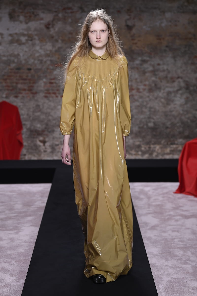 ラフシモンズ Raf Simons 2022年秋冬コレクション