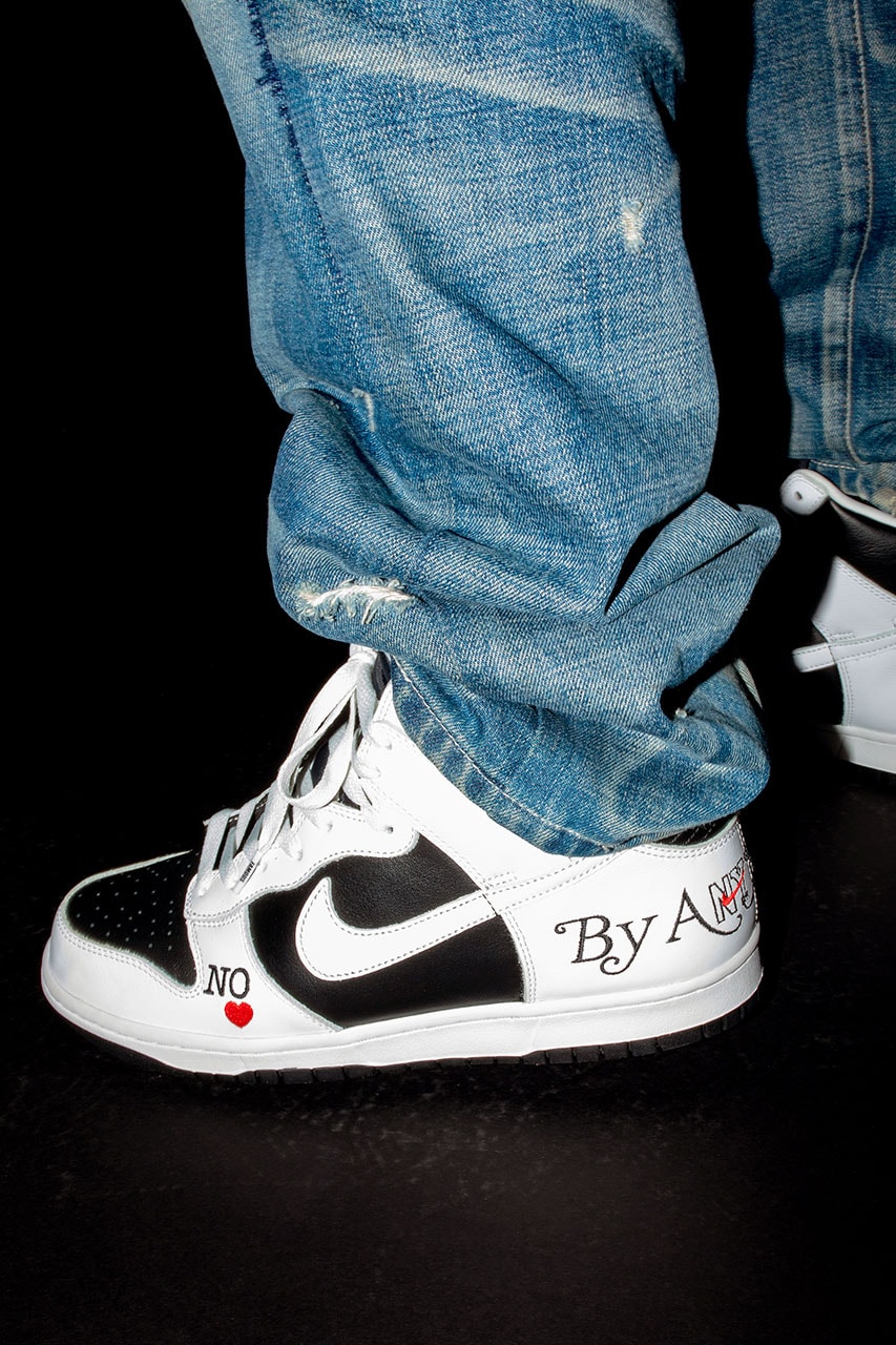 シュプリームxナイキSBによるコラボダンクハイがついに発売 supreme nike sb dunk high by any means release date