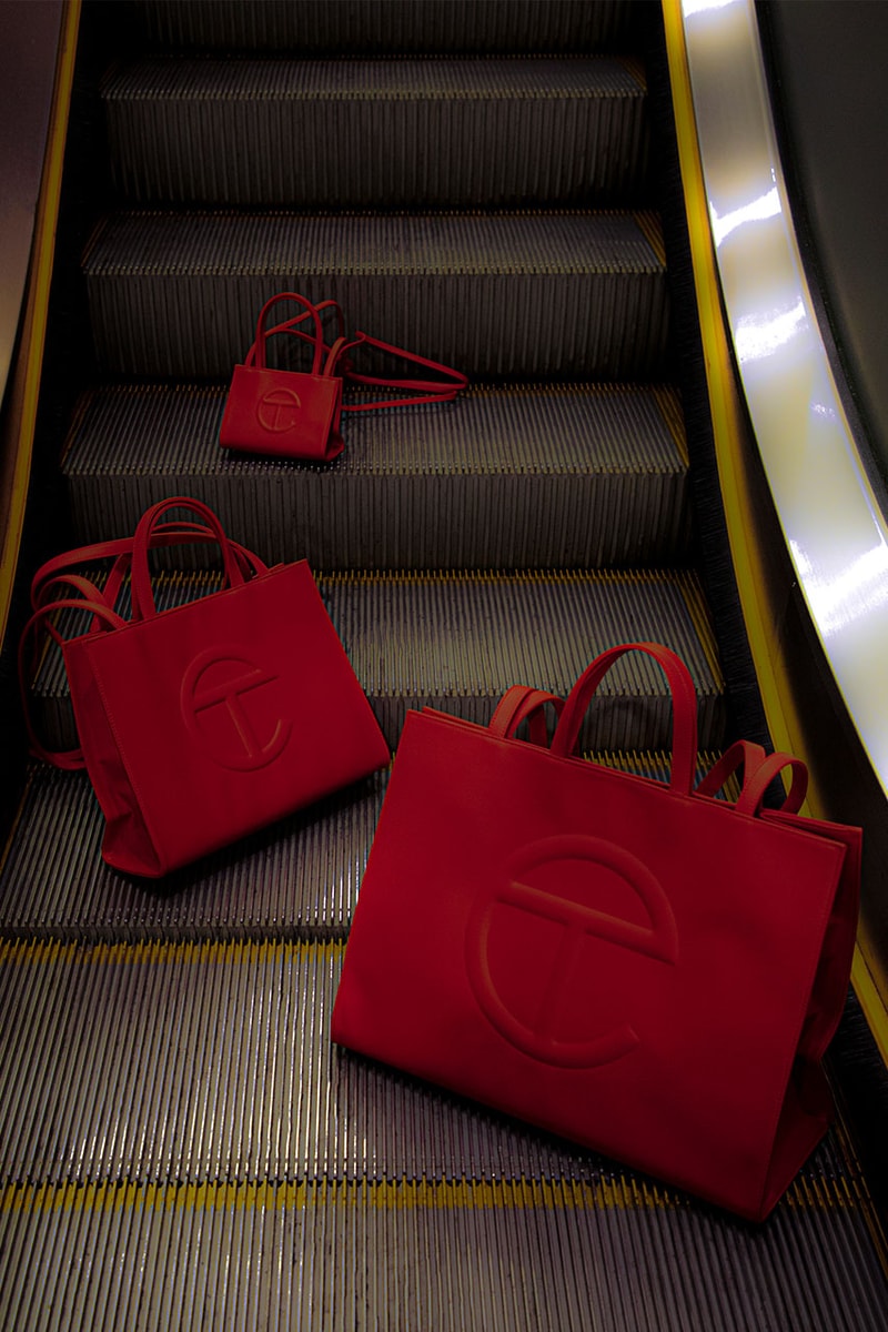 真紅に染め上げられたテルファーの新作コレクションがHBXに登場 Telfar Red Collection Shopping Bags HBX Release Info Price Buy Cap Faux Vegan Leather Belt Logo