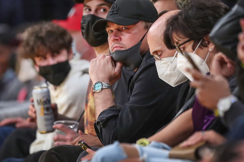 レオナルド・ディカプリオが パテック フィリップ x ティファニーの限定 ノーチラスの所有者に Wrist Check: Leonardo Dicaprio Joins the Patek Philippe Tiffany Blue Dial Nautilus Family paek philippe 5711 tiffany & co. 