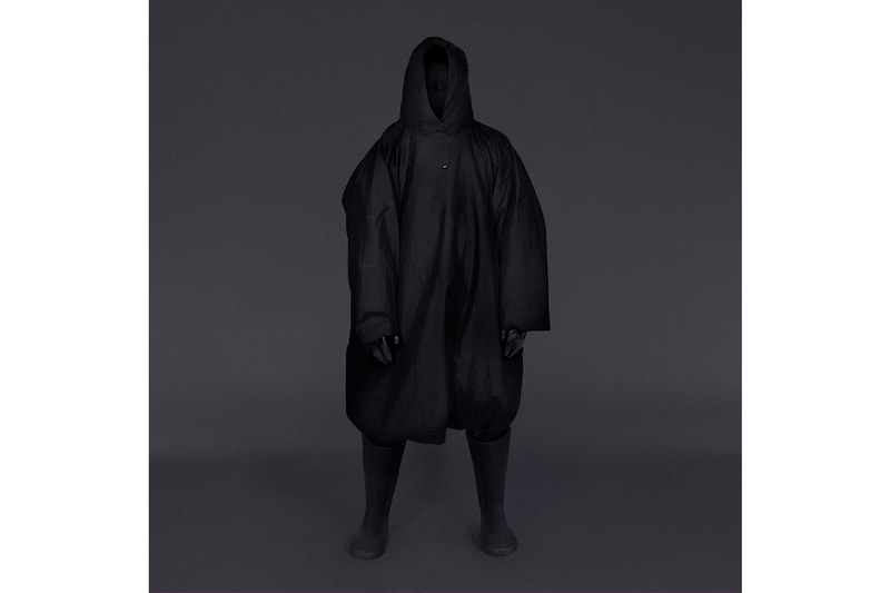 イージーギャップ x バレンシアガ Kanye West（カニエ・ウェスト） ye デムナ・ヴァザリア demnaYEEZY GAP x  Balenciaga が販売開始