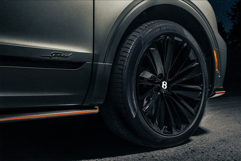 ベントレーが夜空に着想したベンテイガスピードのワンオフモデルを発表 The 2022 Bentley Bentayga Receives a Bespoke Mulliner "Space Edition" one of one cypress beluga porpoise night sky
