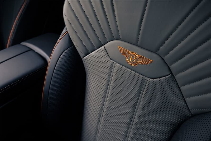 ベントレーが夜空に着想したベンテイガスピードのワンオフモデルを発表 The 2022 Bentley Bentayga Receives a Bespoke Mulliner "Space Edition" one of one cypress beluga porpoise night sky