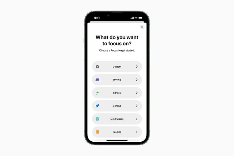 アップルが iOS 15.4 の提供開始を予告 Apple iOS 15.4 Software Updates iPhones Next Week Release AirTags Siri Face ID