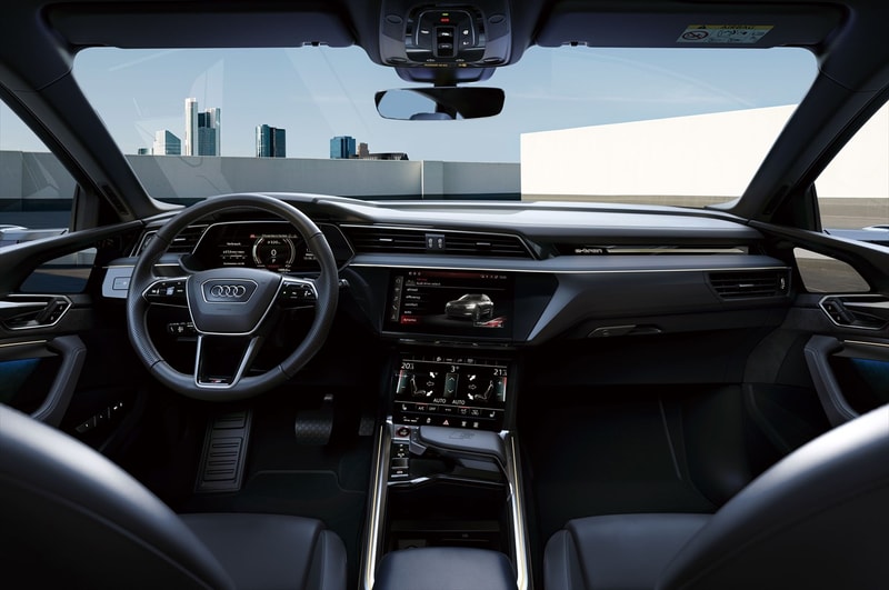 アウディの電気自動車 e-トロンシリーズから初のハイパフォーマンスモデルが登場 audi e tron e tron sportback s model release info