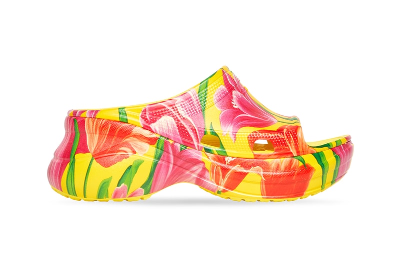 バレンシアガxクロックスから曲線的なフォルムのヒールを備えた新作サンダルが登場 Balenciaga Crocs Pool Slide Release Information Mens Womens Shoe Footwear Y2K 2000s Demna Gvasalia Collaboration
