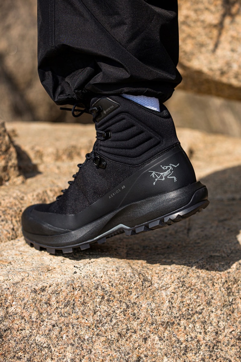 ビームスxアークテリクスが本格的なトレッキングに適した高機能フットウェアを発売 beams arcteryx collab footwear release info