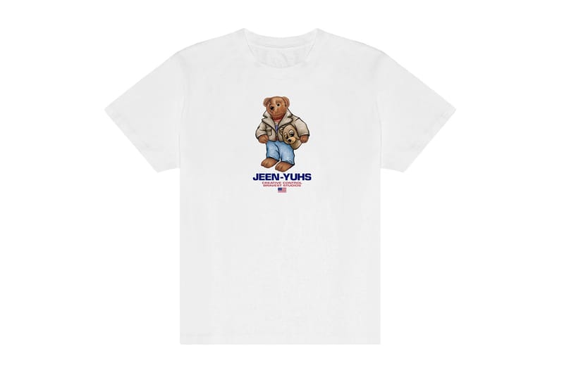 Kanye West の過去のスタイリングを着用したクマのグラフィックTシャツが登場