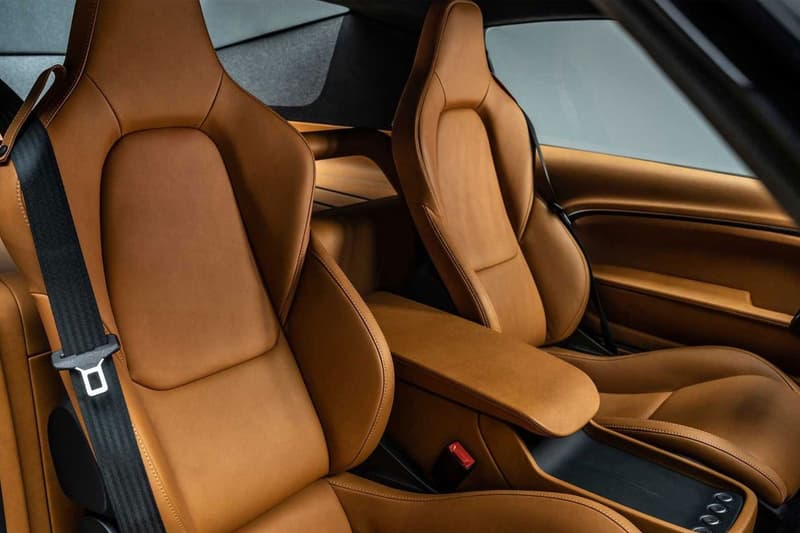 1967年仕様のフォードマスタングファストバックが電気自動車に Ford Mustang London charge cars 1967 electric mustang fastback classic 200 mile range 499 units 350,000 pounds release info price