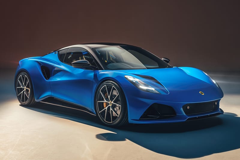 Lotus が最後のガソリン車となる新型スポーツカー Emira 1st Edition を発表