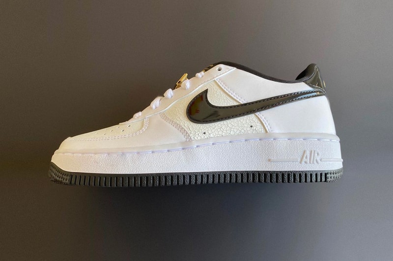 ナイキエアフォース 1 からゴールドのデュブレが眩しい新作 “ワールドチャンプ” がスタンバイ Nike Air Force 1 World Champ First Look Release Info Date Buy Price 