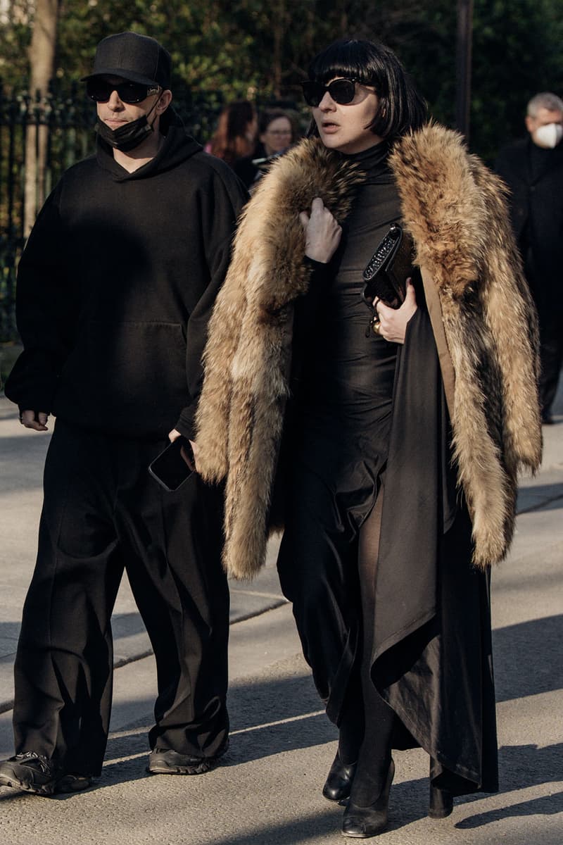 ストリートスタイル:22年秋冬パリファッションウィーク ウィメンズ Paris Fashion Week Street Style Fall/Winter 2022 FW22 looks miu miu dior louis vuitton balenciaga